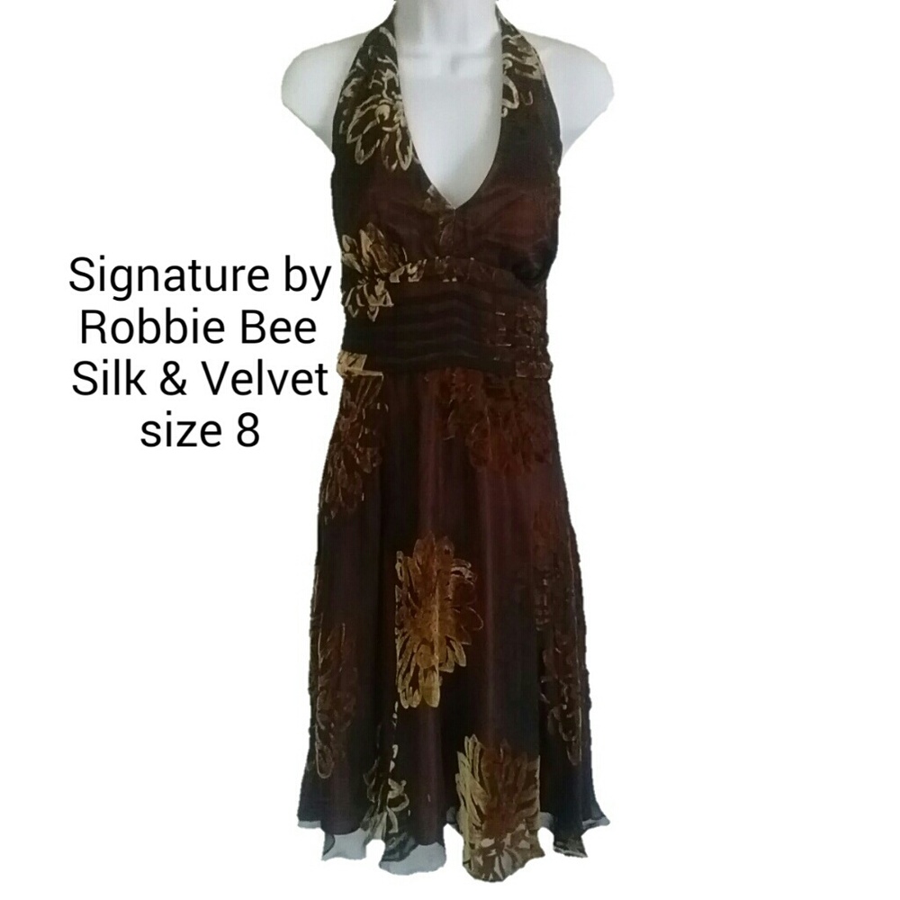 Robbie Bee Brown Velvet Halter Floral Dress